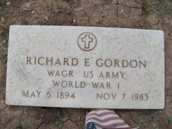 Richard E, Gordon