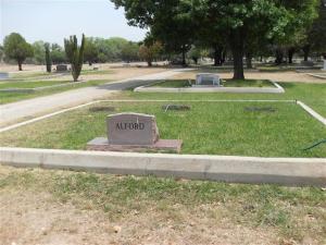 Darlyne Alford Neubauer