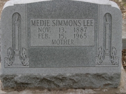 Medie Simmons Lee