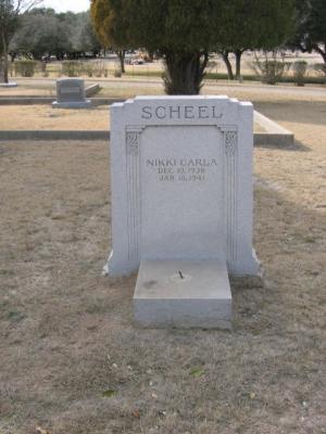 Nikki Carla Scheel